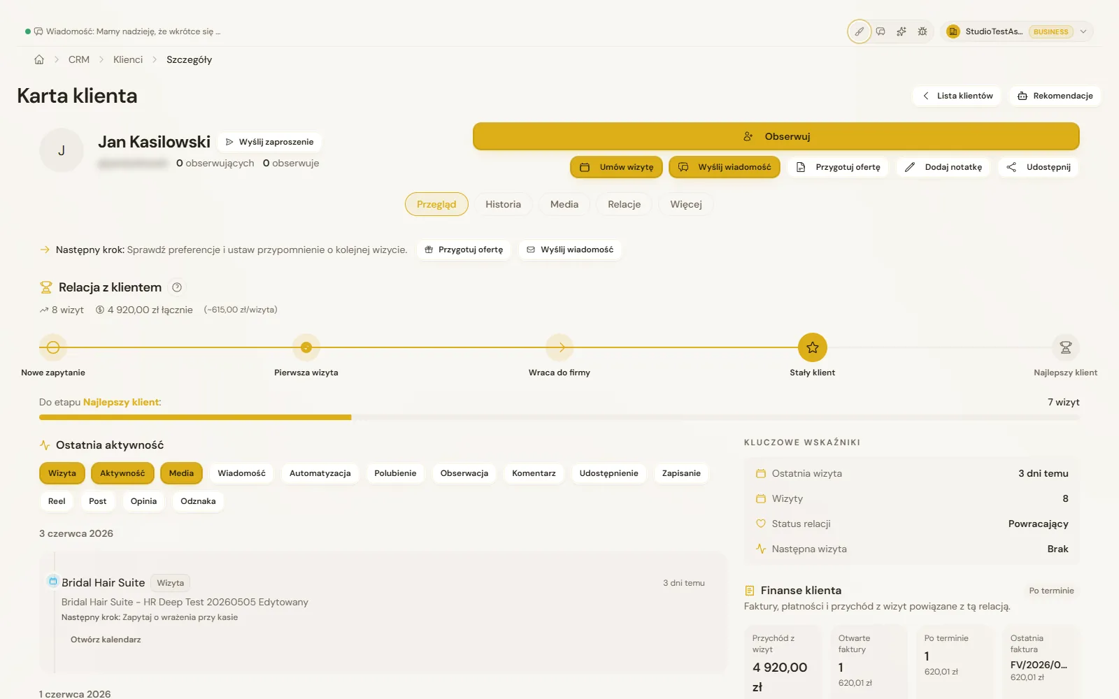 Asystio customer profile screenshot with relationship stage, visit history, finance and next step