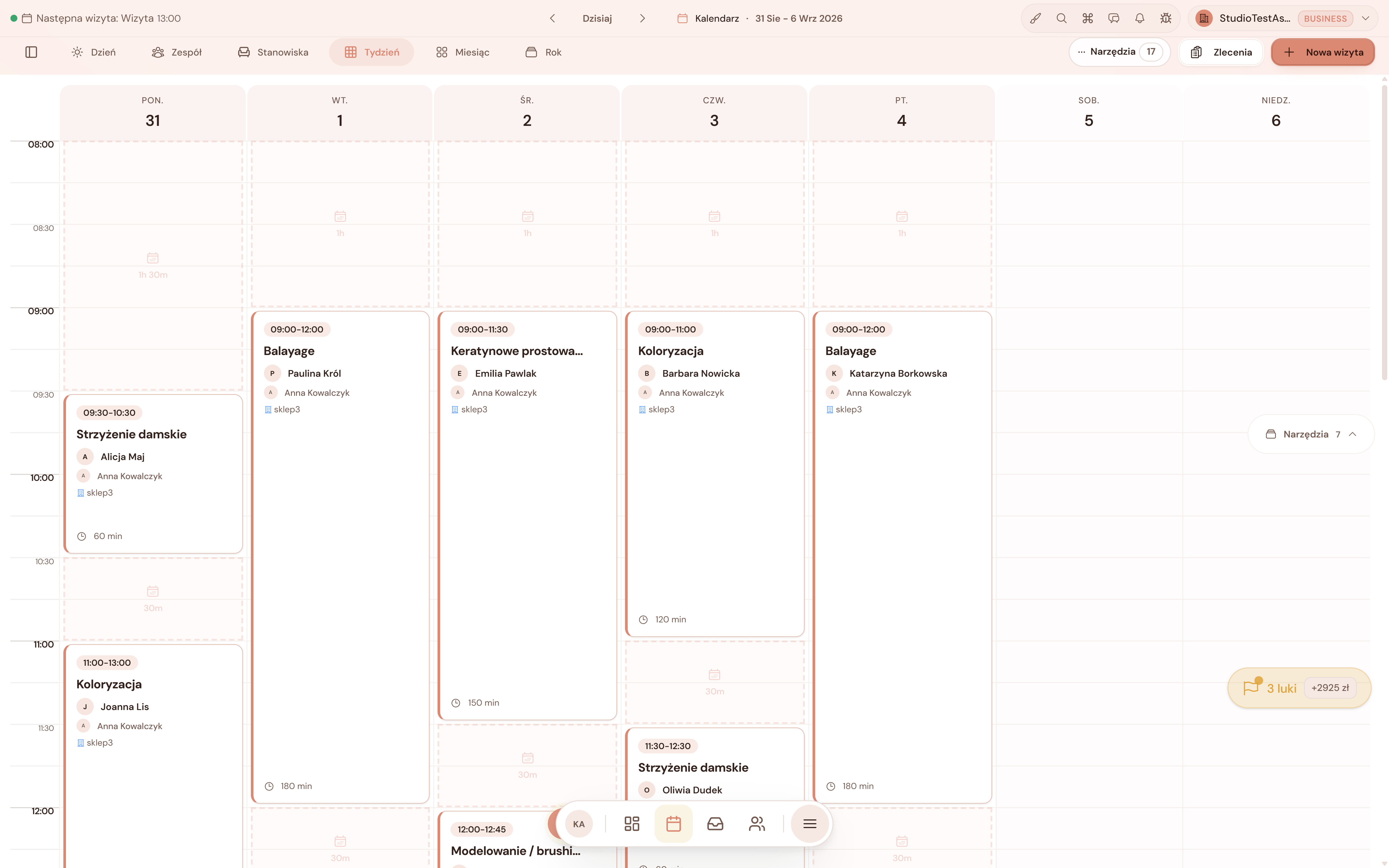 Current Asystio calendar with sample appointments and assigned staff